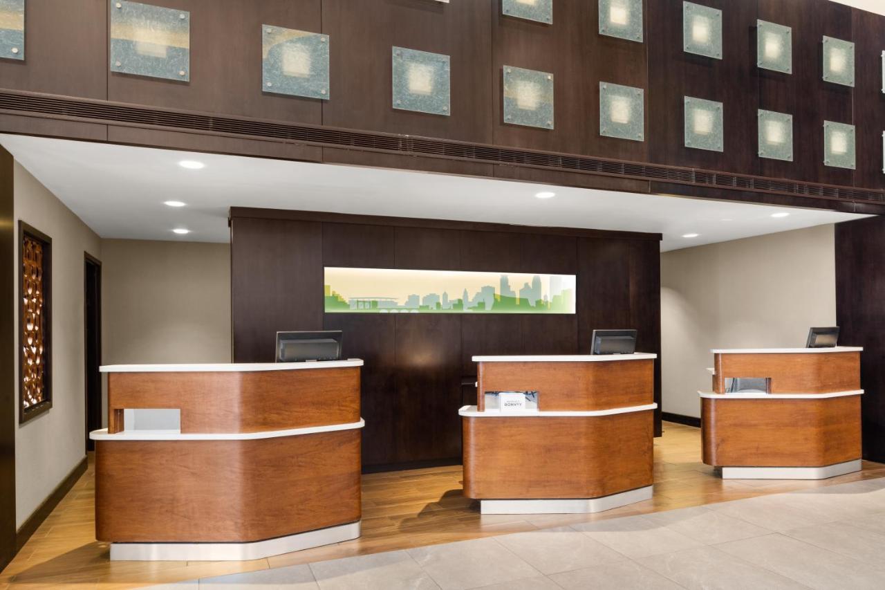 Courtyard By Marriott Minneapolis Downtown Exterior foto