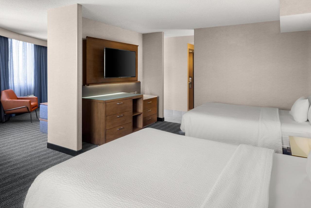Courtyard By Marriott Minneapolis Downtown Exterior foto