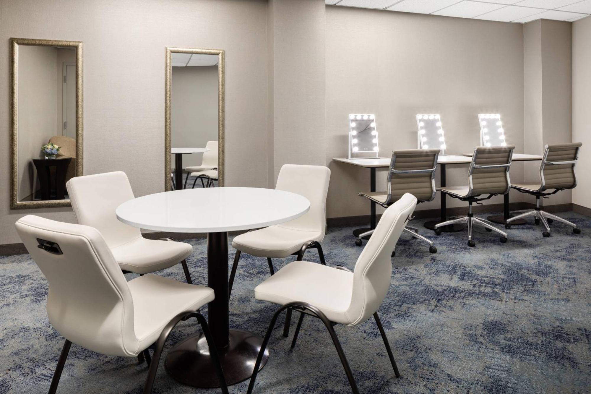 Courtyard By Marriott Minneapolis Downtown Exterior foto